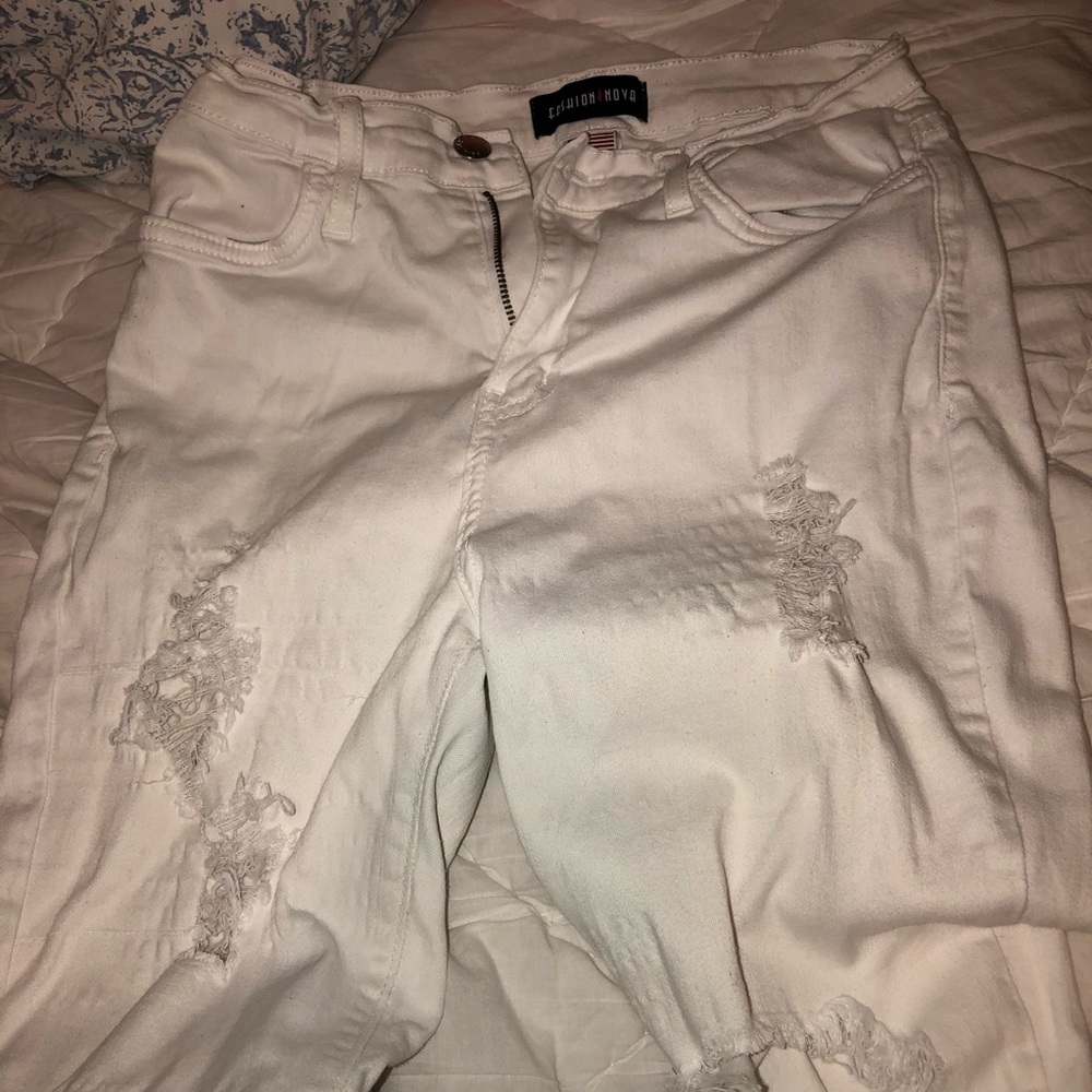 white ripped fashion nova jeans